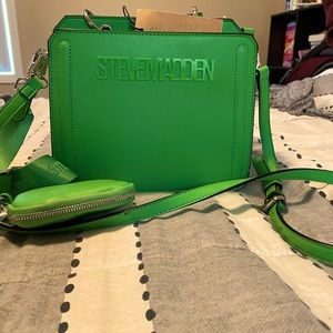 Green Viral Steve Madden Purse *NWT*